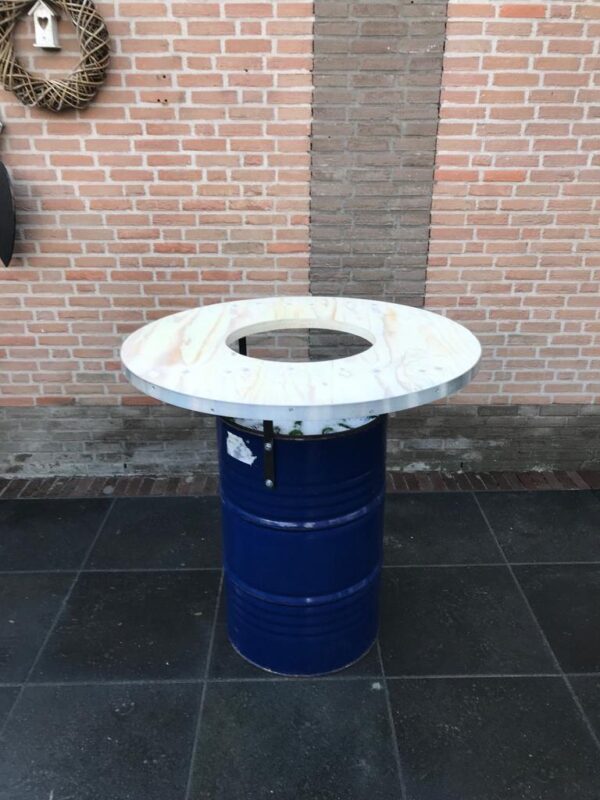 De IJsbar is de perfecte oplossing om je dranken op elk evenement op de juiste temperatuur te houden.
